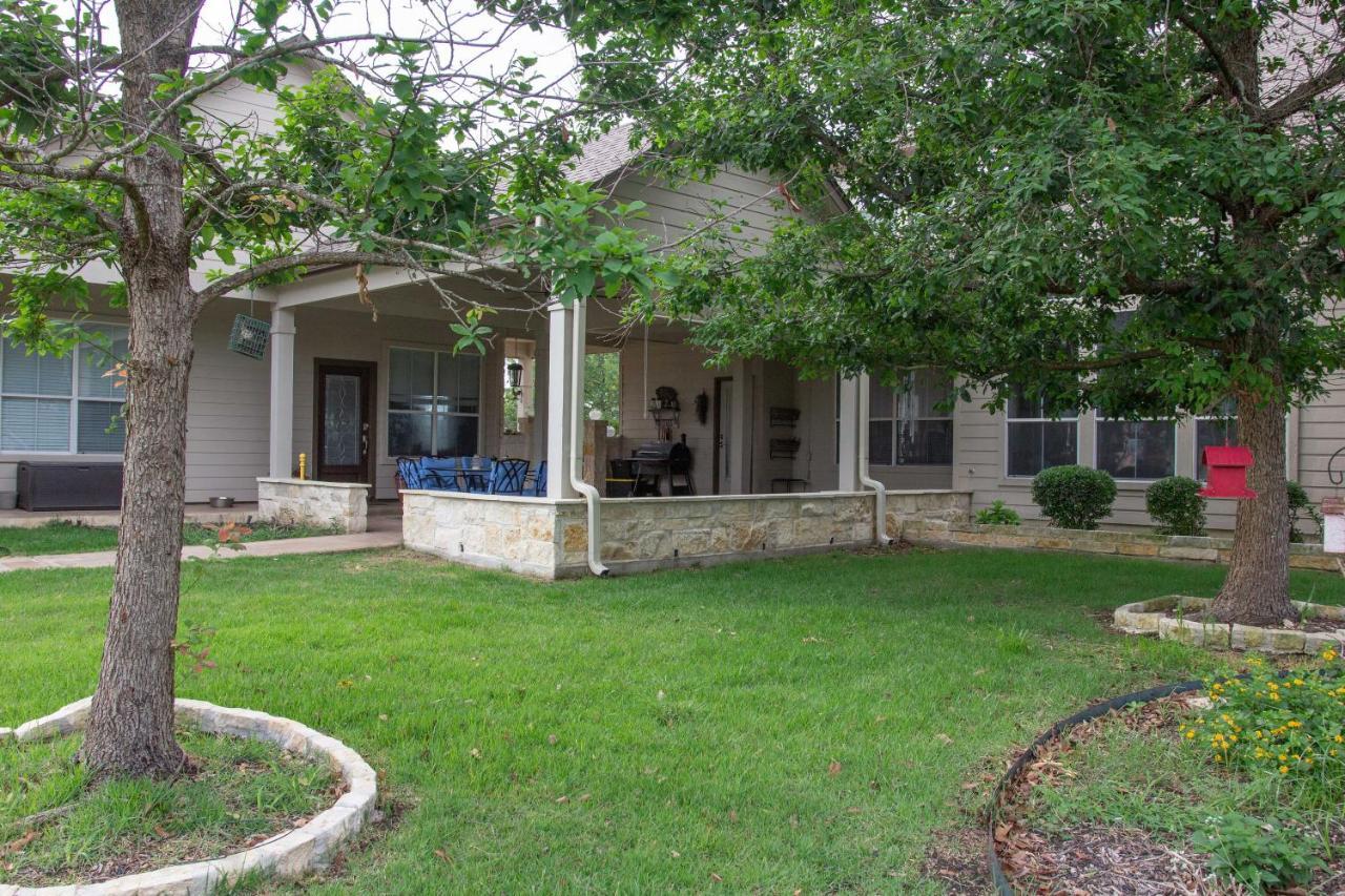 Hill Country Haute N Haus Relax And Renew Fischer Exterior foto