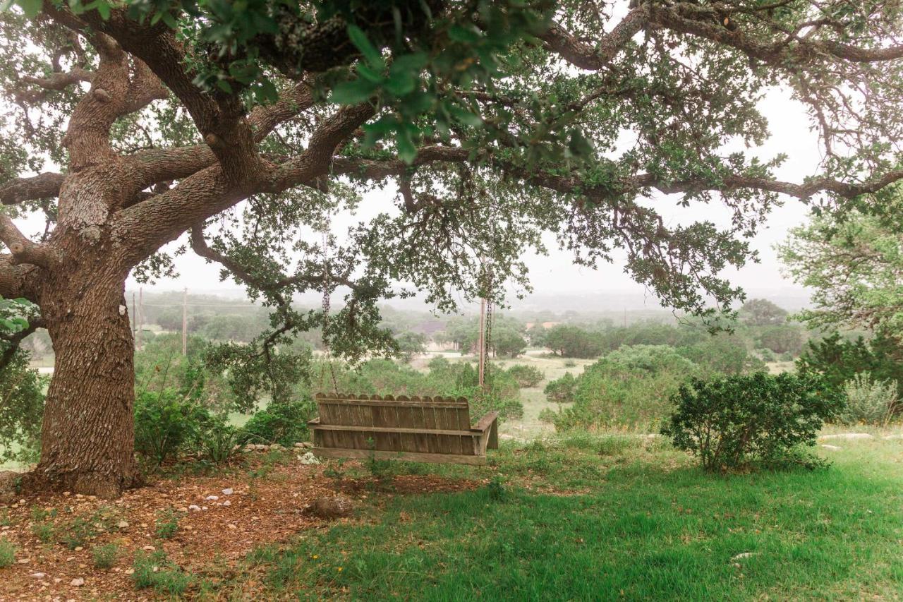 Hill Country Haute N Haus Relax And Renew Fischer Exterior foto