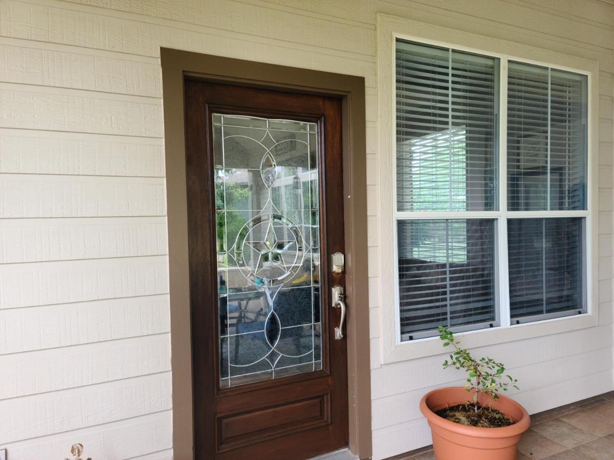 Hill Country Haute N Haus Relax And Renew Fischer Exterior foto
